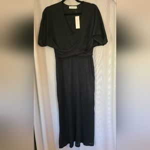 Black V-Neck Phoebe Midi Dress by All In Favor Size Large